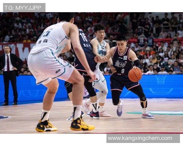 广州篮球队防守表现分析与改进建议探讨 广州篮球队防守表现分析与改进建议探讨