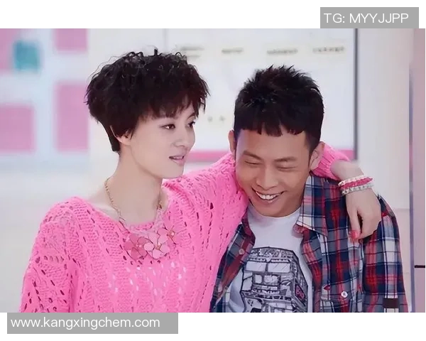 足球明星与母亲的深厚情感:从童年到辉煌成就的温暖陪伴与支持 足球明星与母亲的深厚情感:从童年到辉煌成就的温暖陪伴与支持