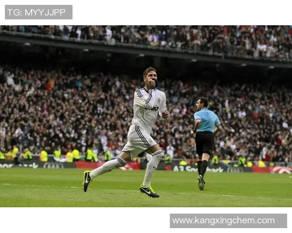 足球明星电脑壁纸精选展示让你与偶像零距离感受足球魅力